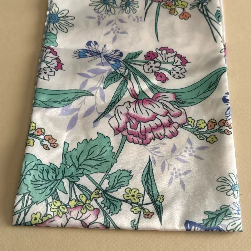 Floral Scarf H10 - Picture 4 of 4